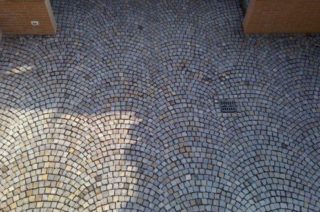 https://www.cesarelombardi.it/wp-content/uploads/2015/06/pavimentazione-esterni-carrabile-320x212.jpg